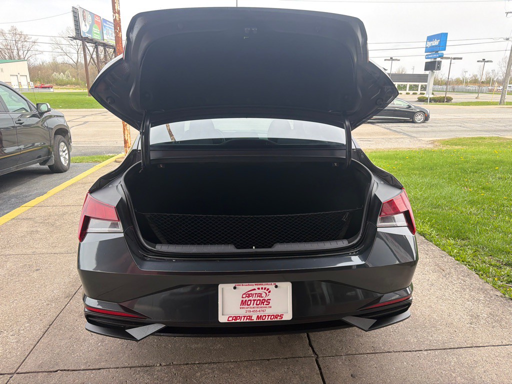 2023 Hyundai Elantra Image 14