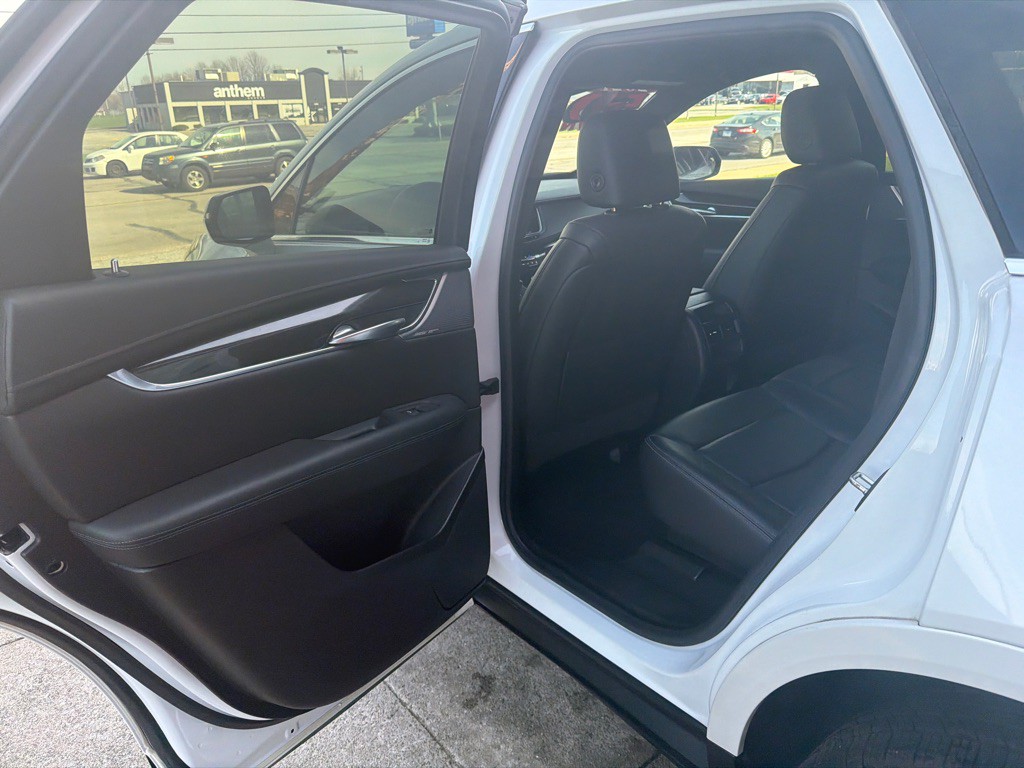 2021 Cadillac XT5 Image 12