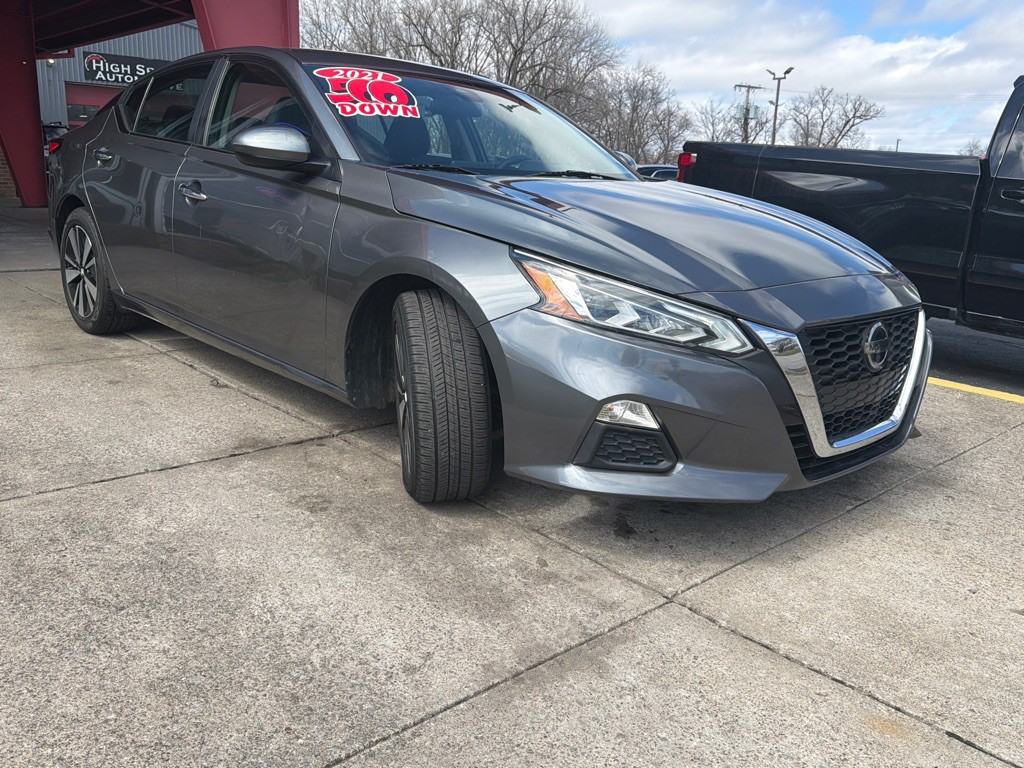 2021 Nissan Altima Image 5