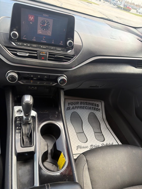 2021 Nissan Altima Image 13