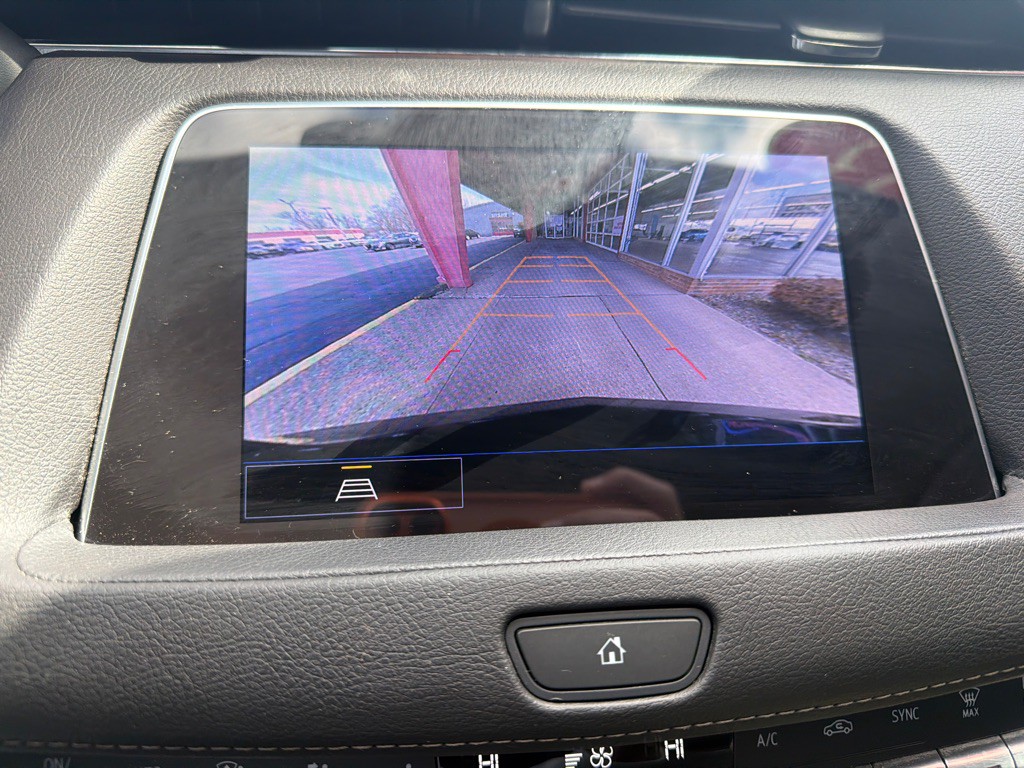 2023 Cadillac XT4 Image 12