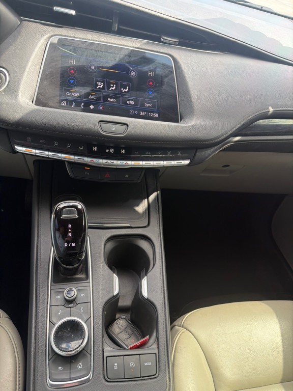 2023 Cadillac XT4 Image 13