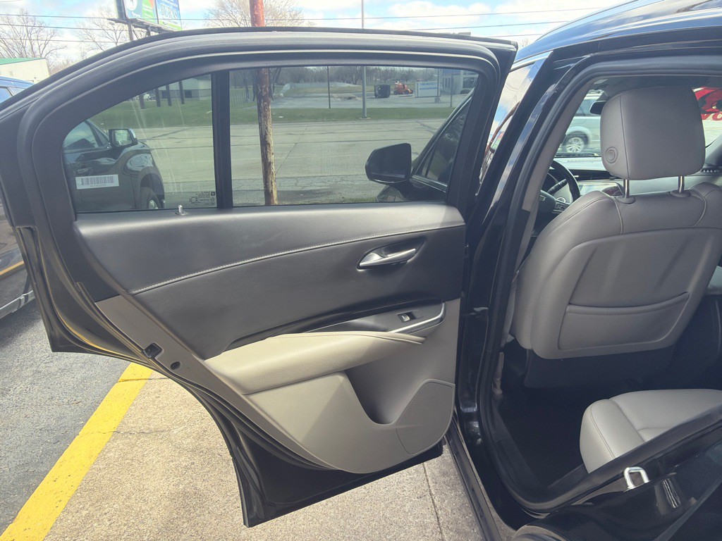 2023 Cadillac XT4 Image 14