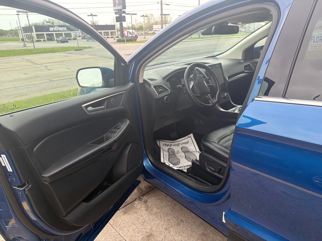 2023 Ford Edge Image 7