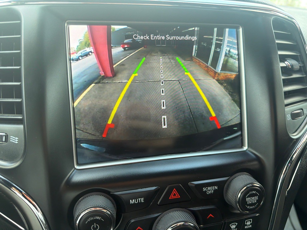 2018 Jeep Grand Cherokee Image 11