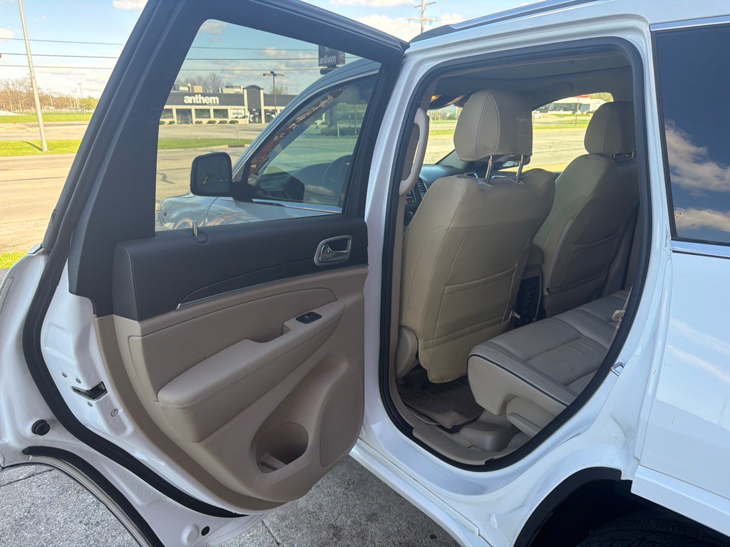 2018 Jeep Grand Cherokee Image 12