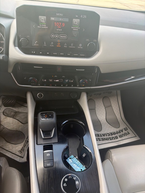 2023 Nissan Rogue Image 10