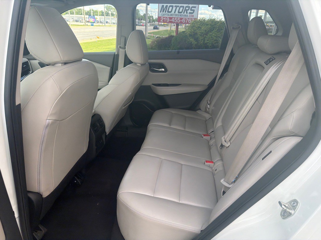 2023 Nissan Rogue Image 12
