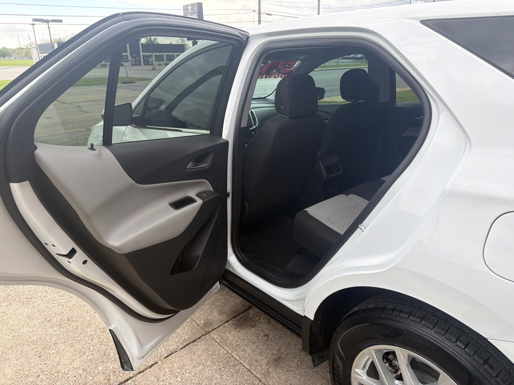 2023 Chevrolet Equinox Image 12