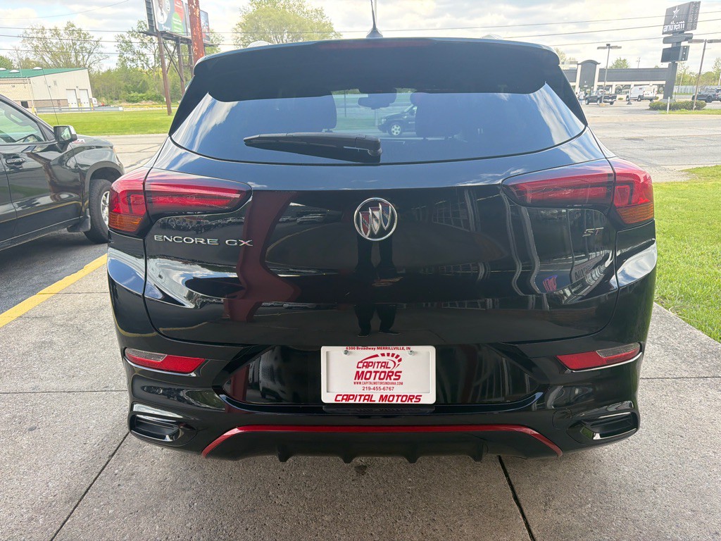 2022 Buick Enclave Image 3