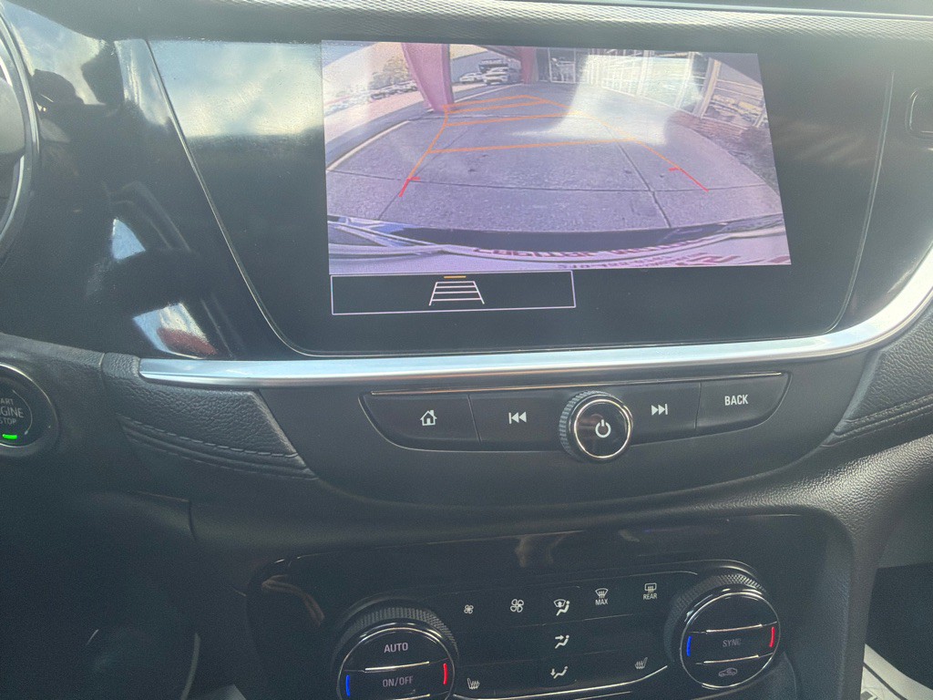 2022 Buick Enclave Image 12