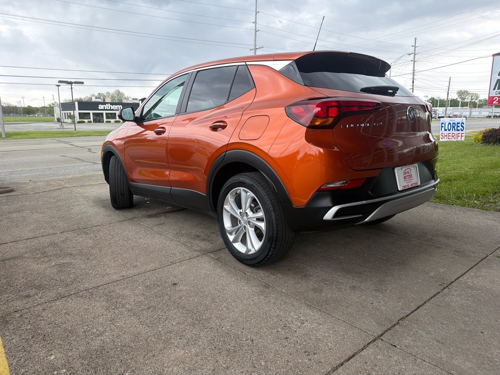 2023 Buick Enclave Image 2