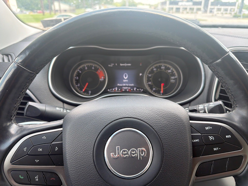 2020 Jeep Cherokee Image 7