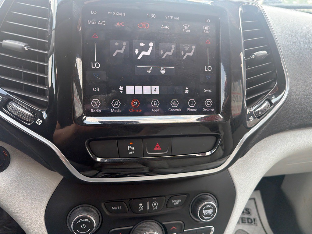 2020 Jeep Cherokee Image 8