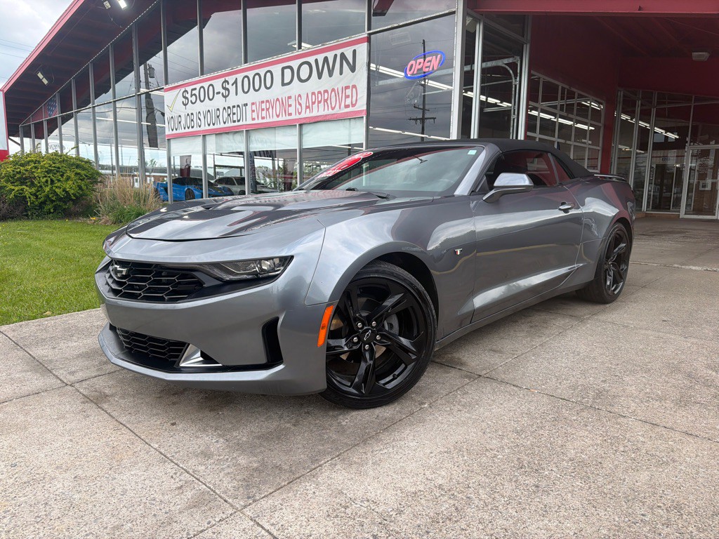 2022 Chevrolet Camaro Image 1