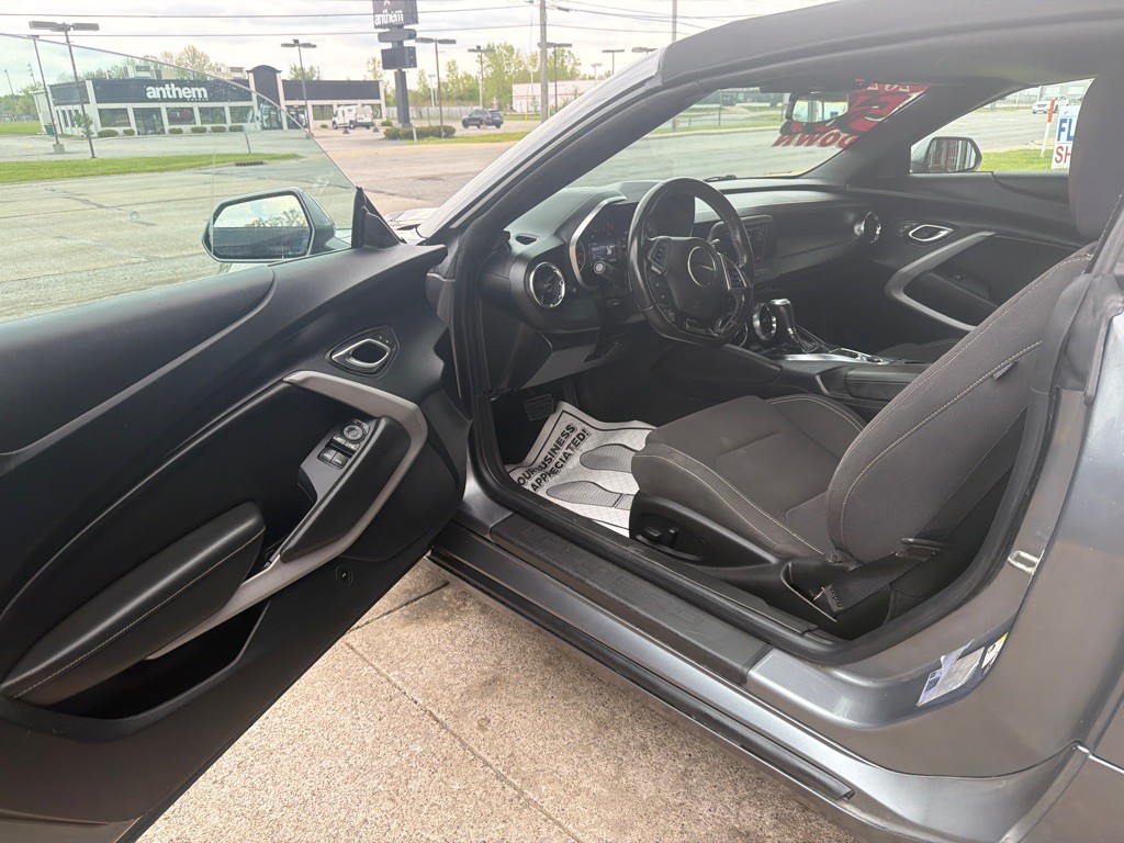 2022 Chevrolet Camaro Image 7