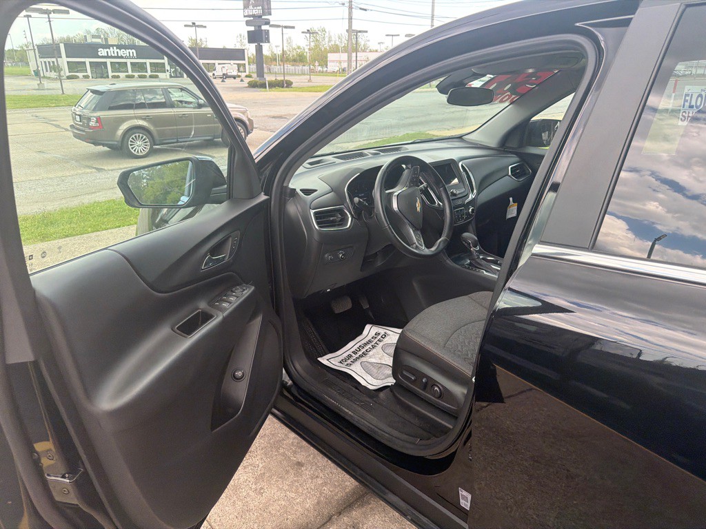 2023 Chevrolet Equinox Image 7