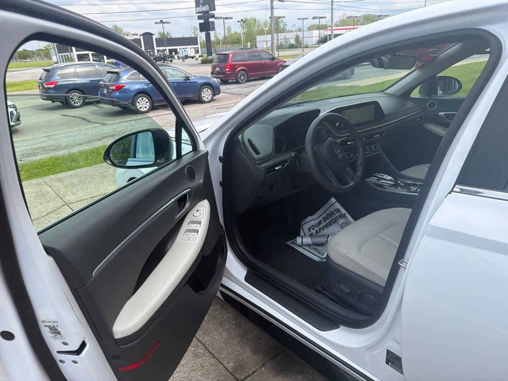 2023 Hyundai Sonata Image 7