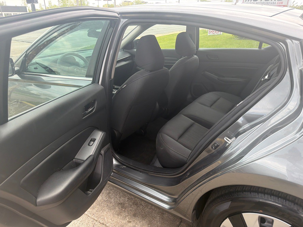 2024 Nissan Altima Image 13