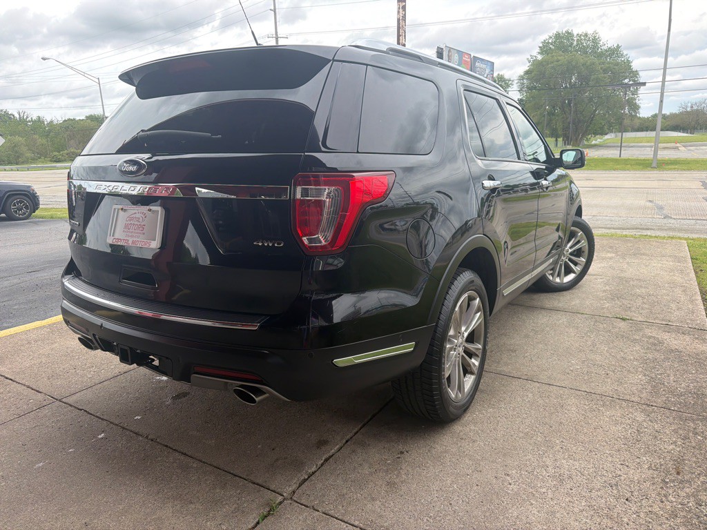 2018 Ford Explorer Image 4
