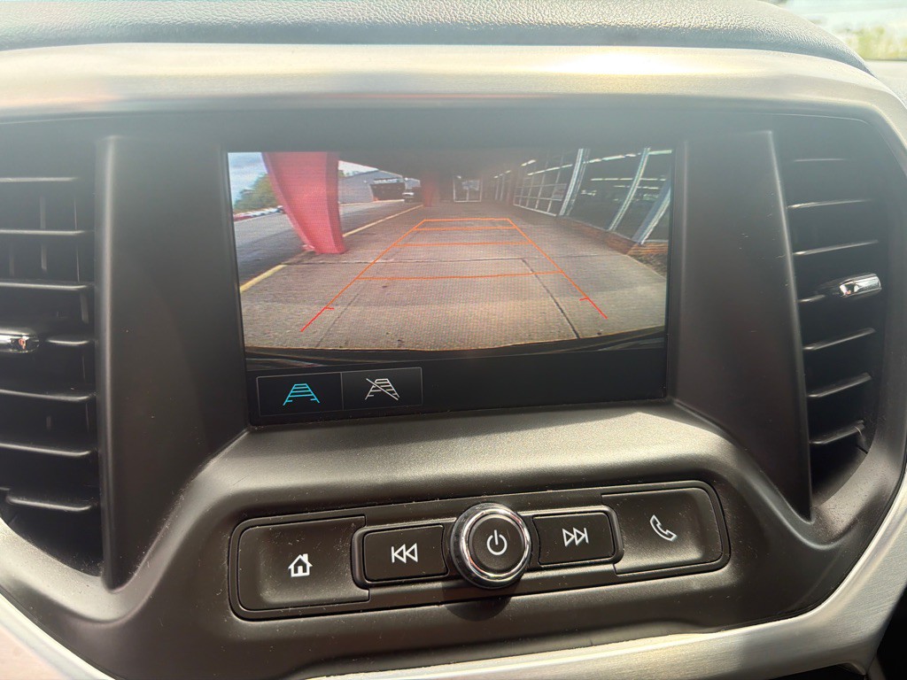 2018 GMC Acadia Image 11