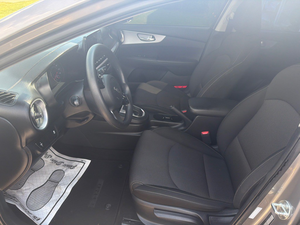 2024 Kia Forte Image 7