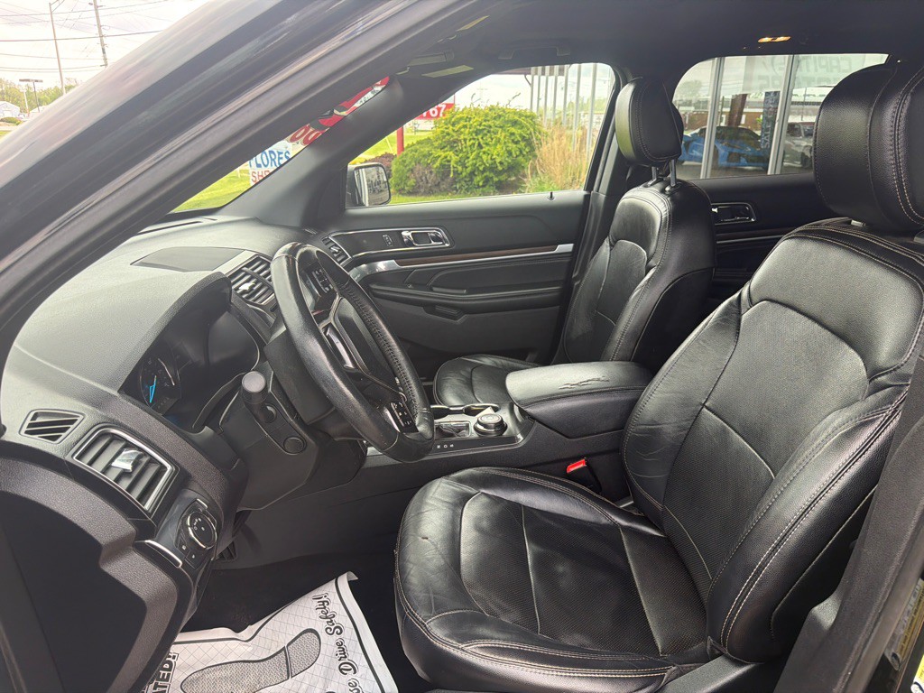 2018 Ford Explorer Image 8