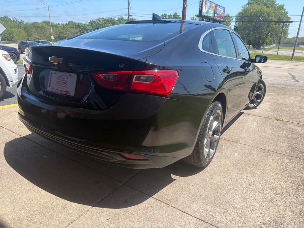 2023 Chevrolet Malibu Image 4