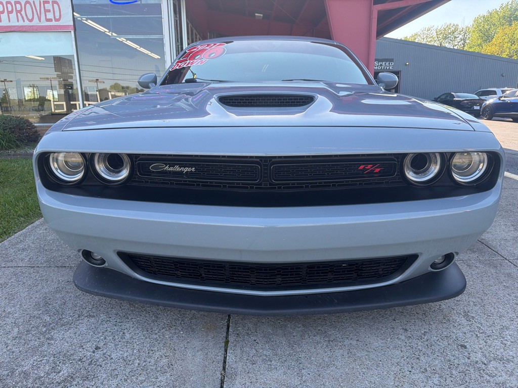 2021 Dodge Challenger Image 6