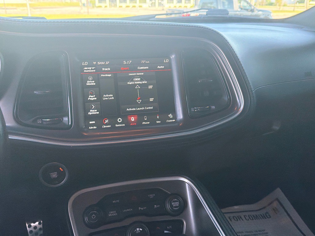 2021 Dodge Challenger Image 13