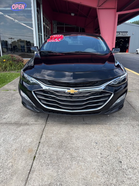 2023 Chevrolet Malibu Image 2