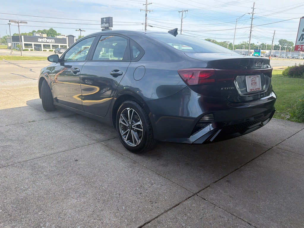 2023 Kia Forte Image 2