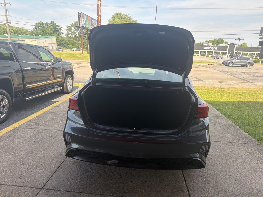 2023 Kia Forte Image 11