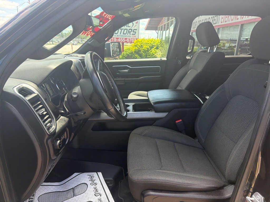 2019 RAM 1500 Image 9