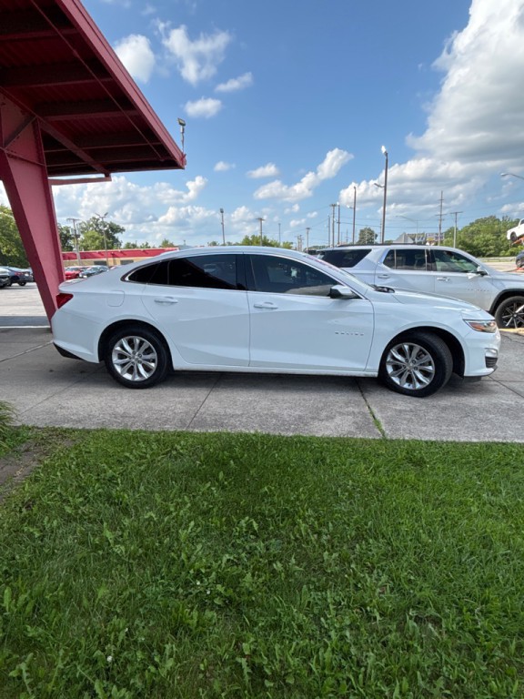 2023 Chevrolet Malibu Image 4