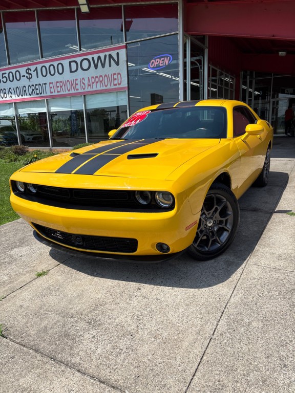 2018 Dodge Challenger Image 1