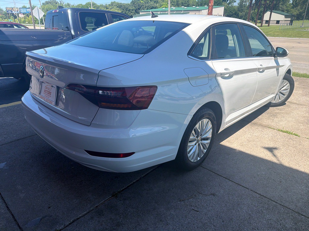 2019 Volkswagen Jetta Image 4