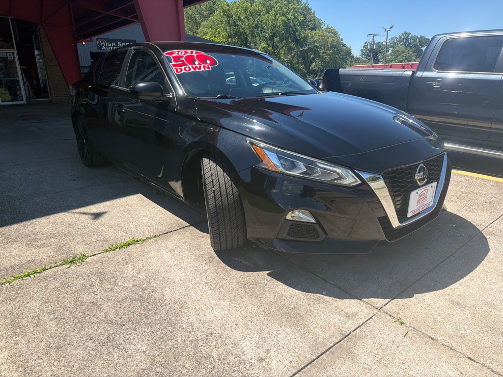 2021 Nissan Altima Image 5