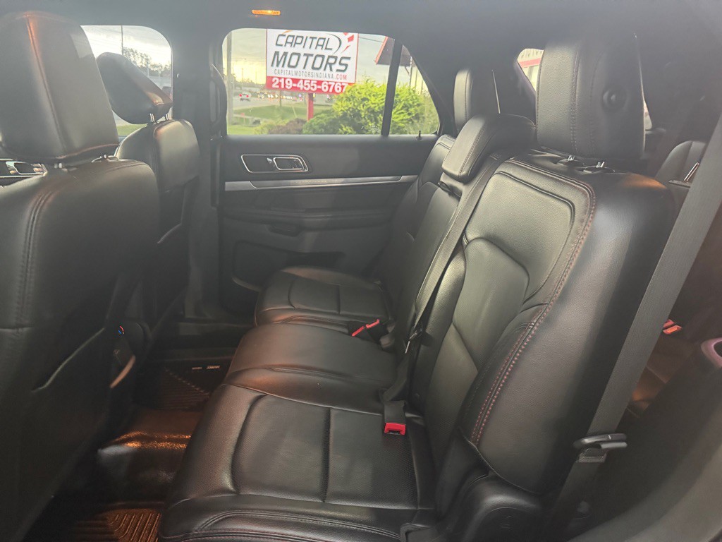 2018 Ford Explorer Image 12
