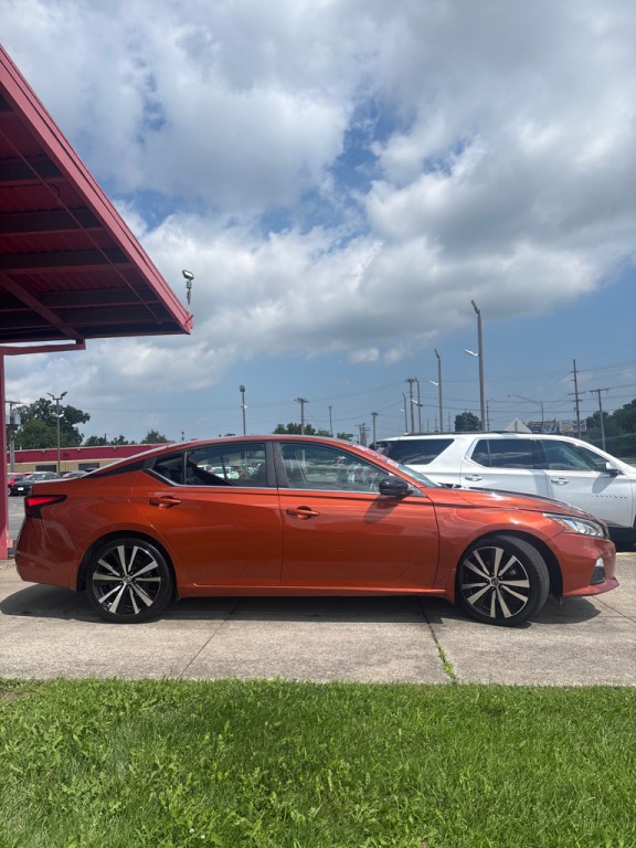 2022 Nissan Altima Image 4