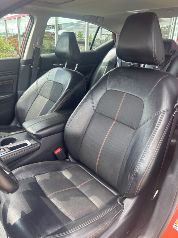 2022 Nissan Altima Image 10