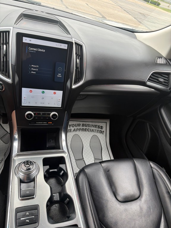 2022 Ford Edge Image 11