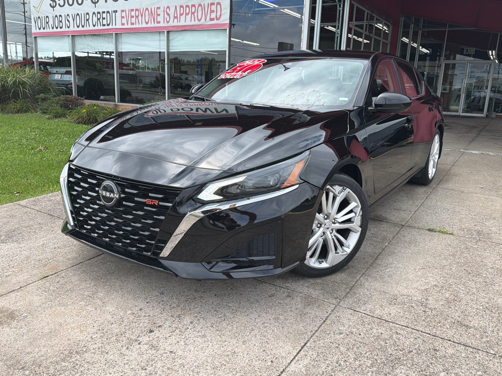 2024 Nissan Altima Image 1