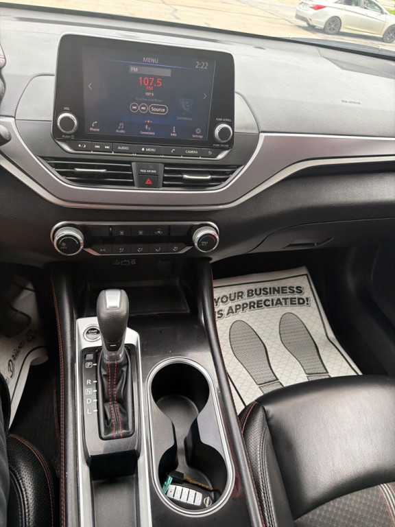 2024 Nissan Altima Image 10