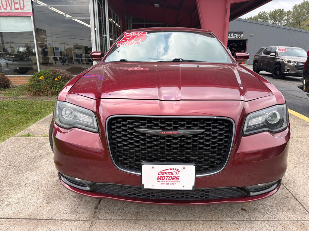 2021 Chrysler 300 Image 6