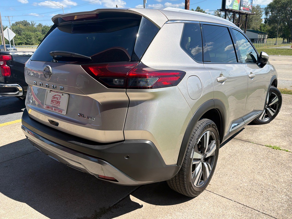 2023 Nissan Rogue Image 4