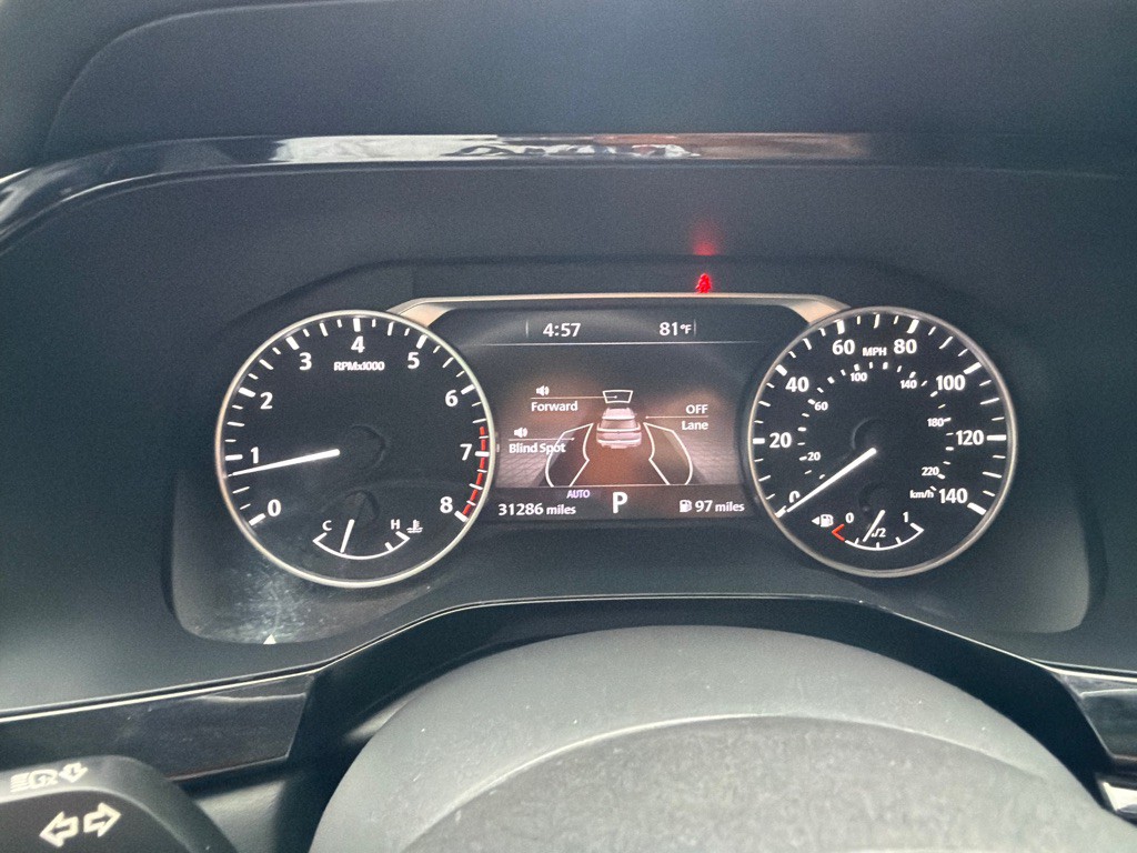 2022 Nissan Pathfinder Image 9