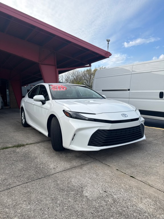 2025 Toyota Camry Image 5