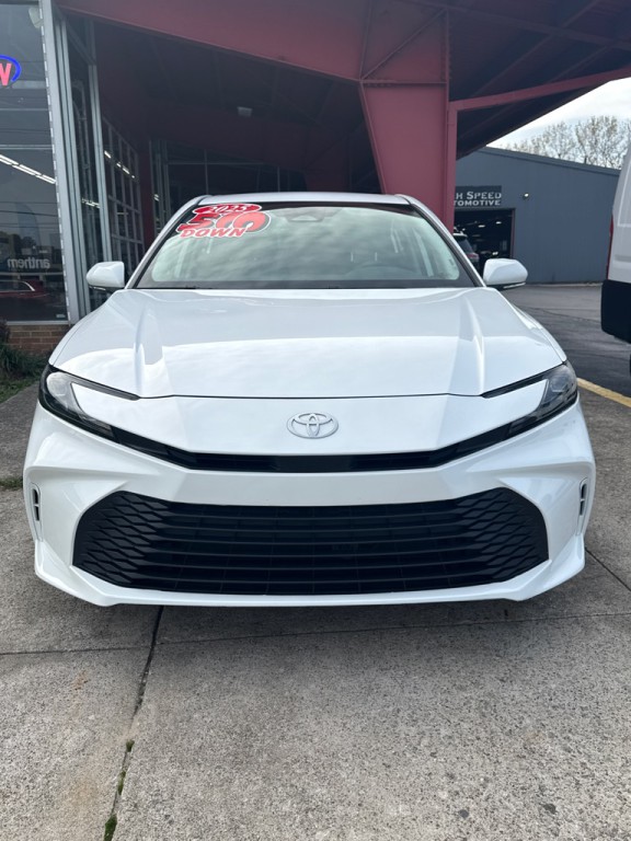 2025 Toyota Camry Image 6