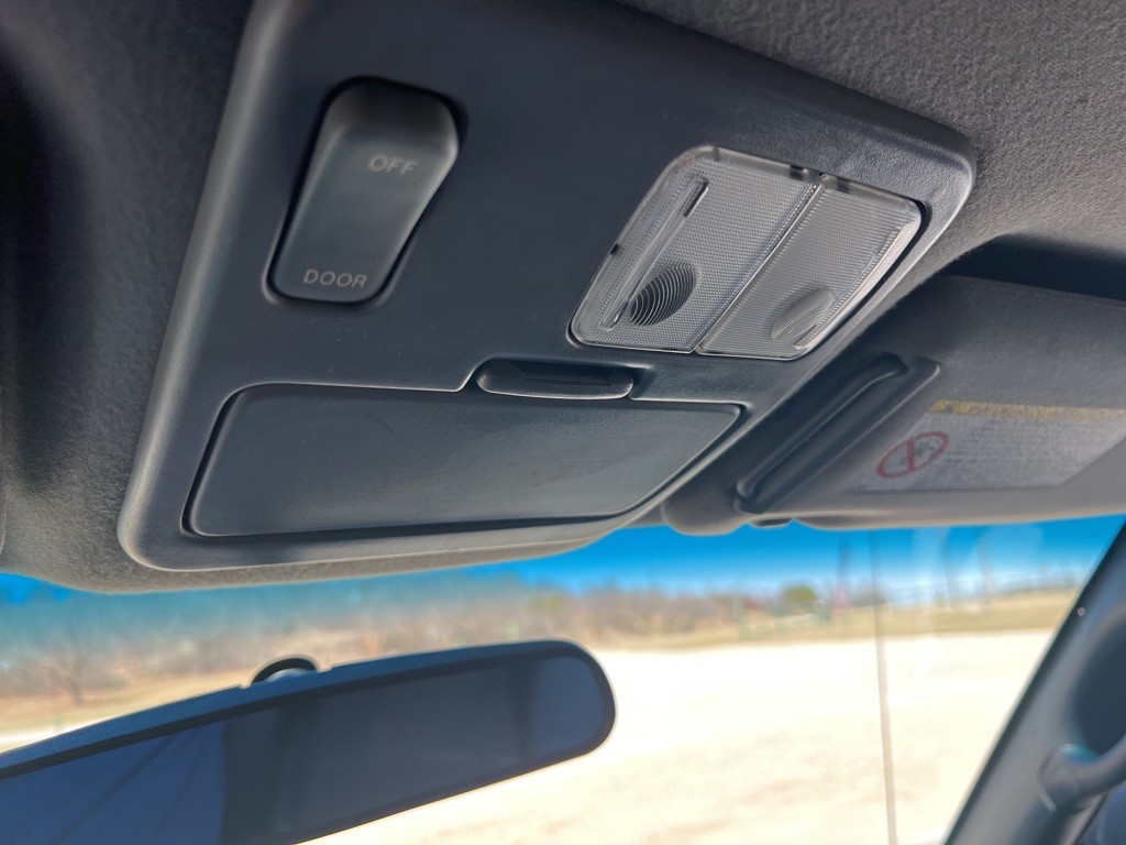 2003 Toyota Tundra Image 2